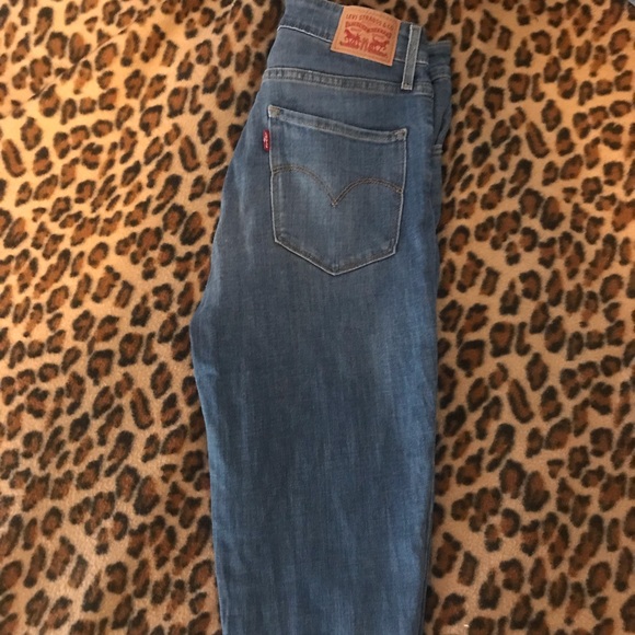 Levi’s 721 high rise jeans - Picture 2 of 3